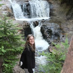 Meet your Posher, Nikki